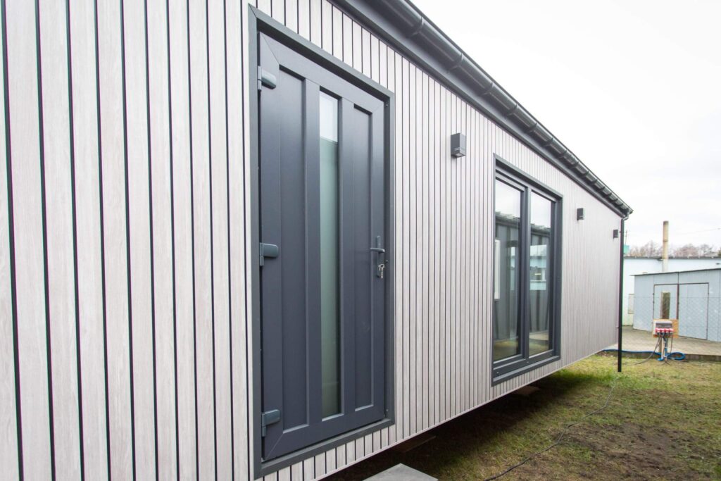 Mobilny Domek całoroczny Monaco 48 m² z tarasem